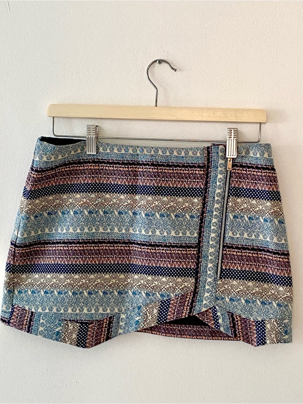 Pull&Bear Multi-Color Patterned Mini Skirt - Picture 2 of 2